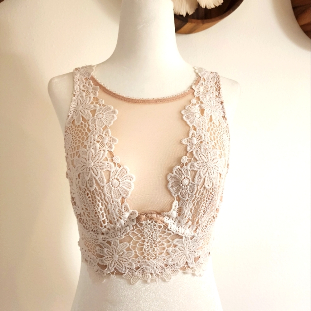 Victoria's Secret 32C Dream Angels Floral Applique Longline Bra High Neck